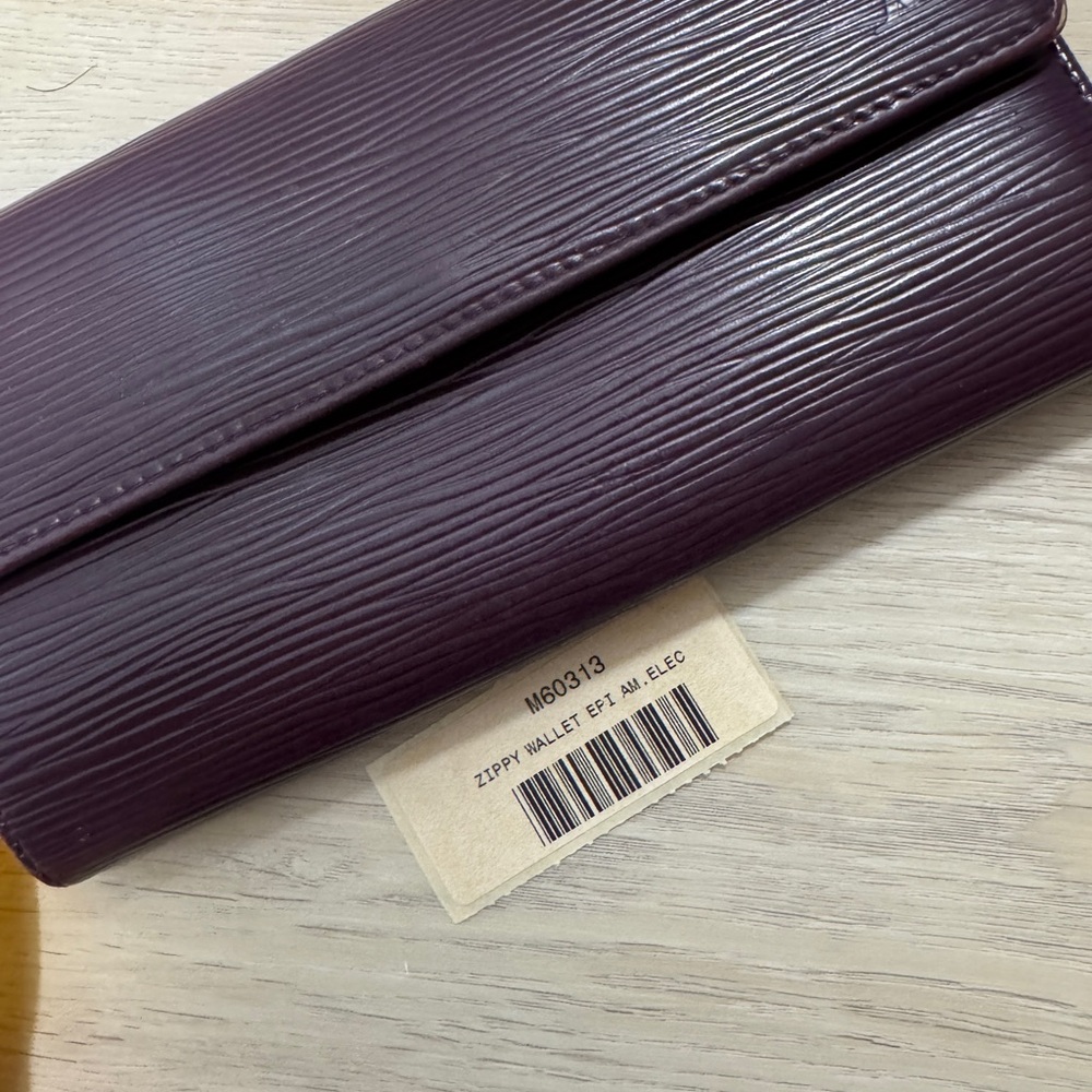 Epi Leather Louis Vuitton wallet